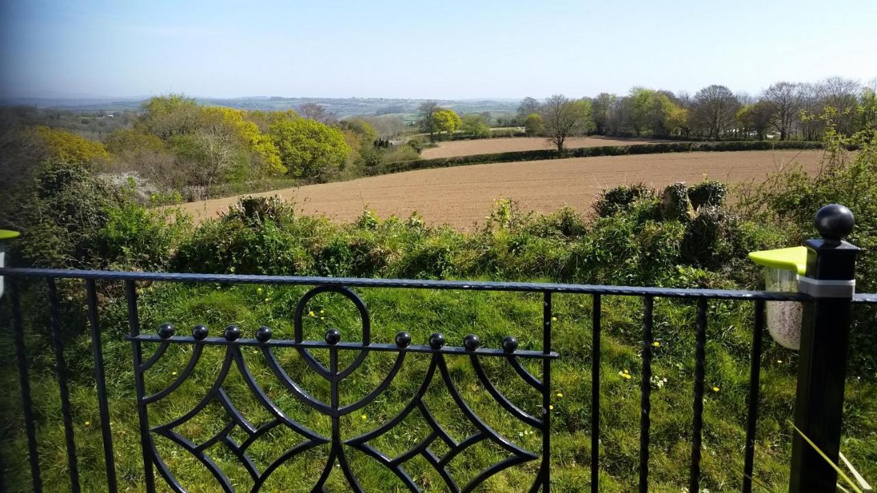 Callington Beautiful 3-Bed Cottage In Cornwall מראה חיצוני תמונה
